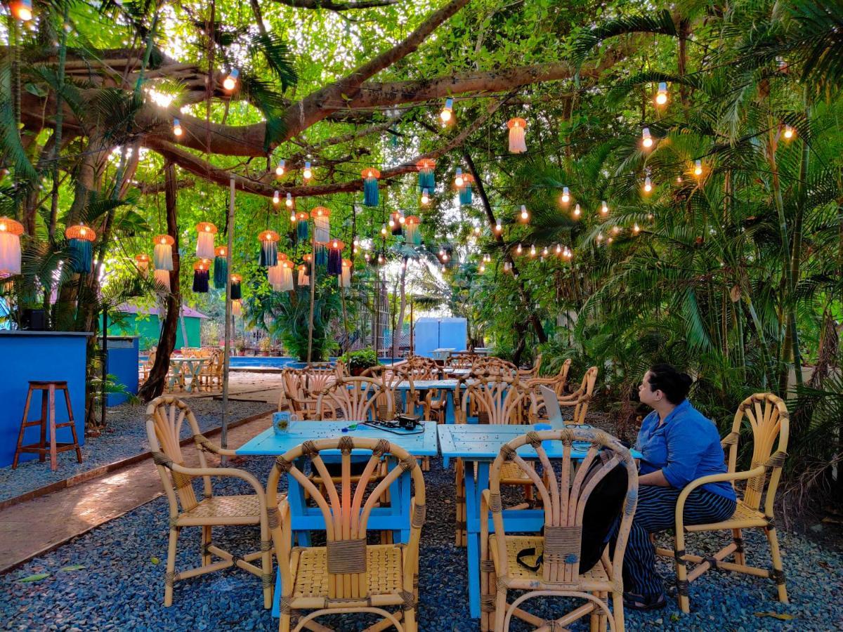 Piggy Calangute By Urban Nomads - Dorms & Pvt Rooms GOA Bagian luar foto