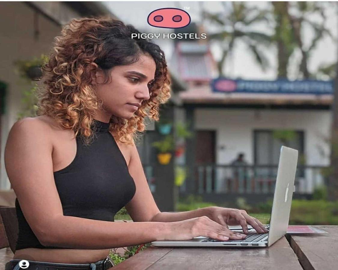 Piggy Calangute By Urban Nomads - Dorms & Pvt Rooms GOA Bagian luar foto